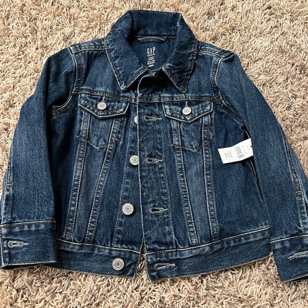 Baby gap 3T NWT